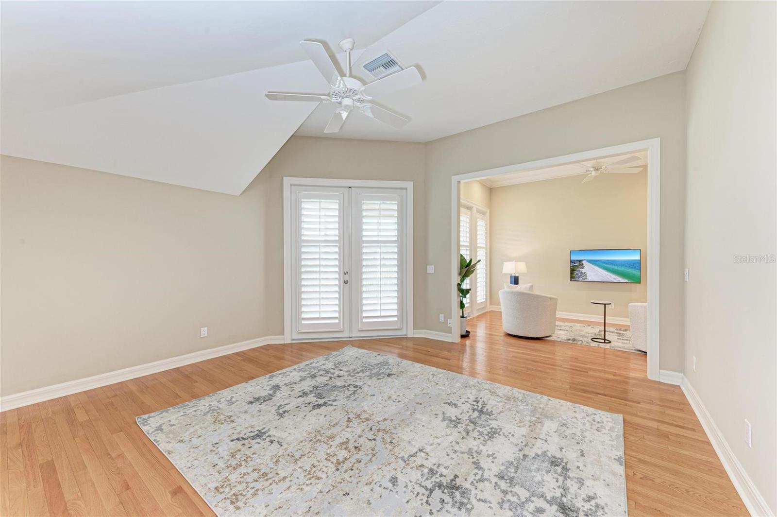 4520 GRASSY POINT BLVD