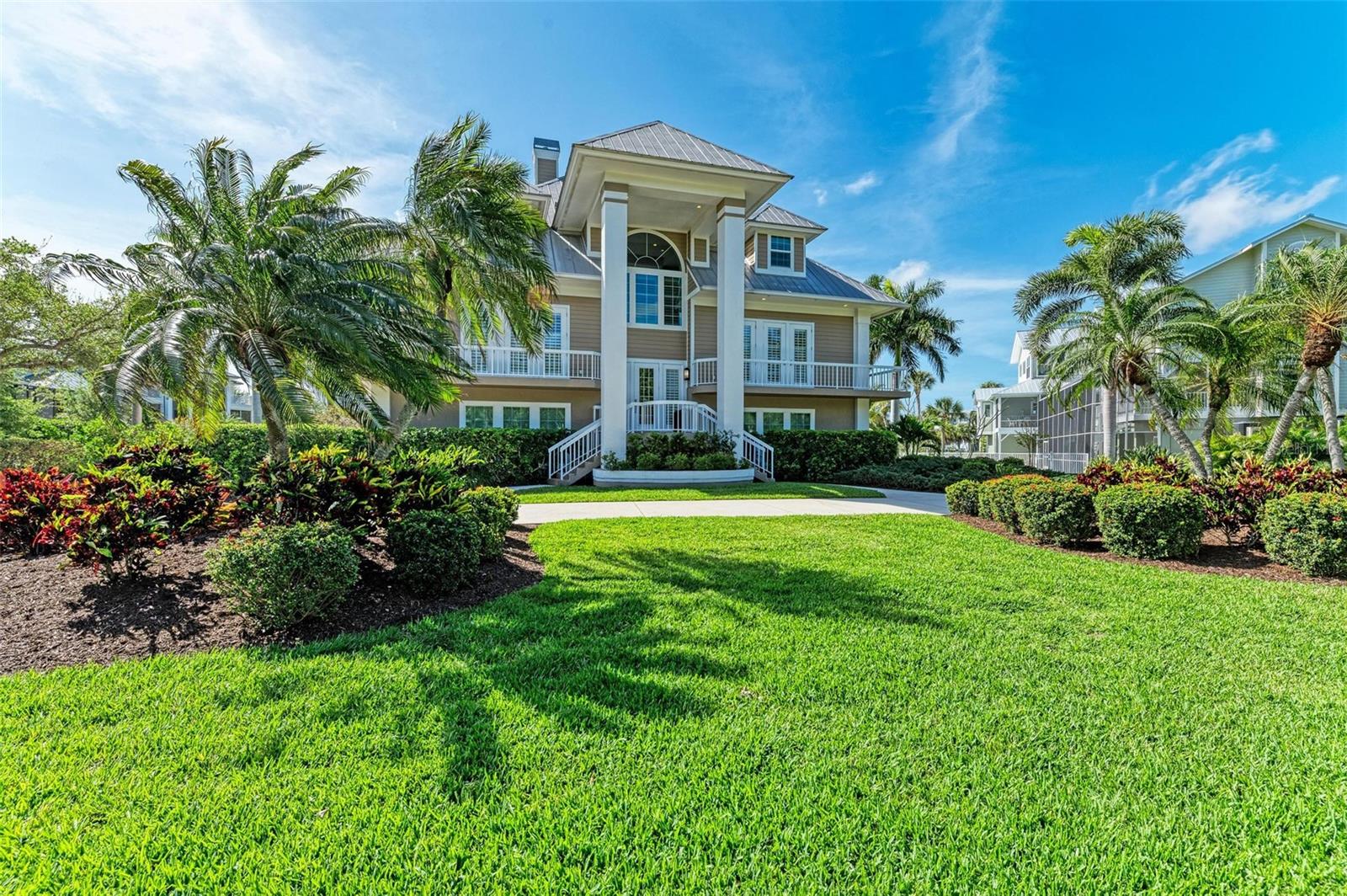 4520 GRASSY POINT BLVD