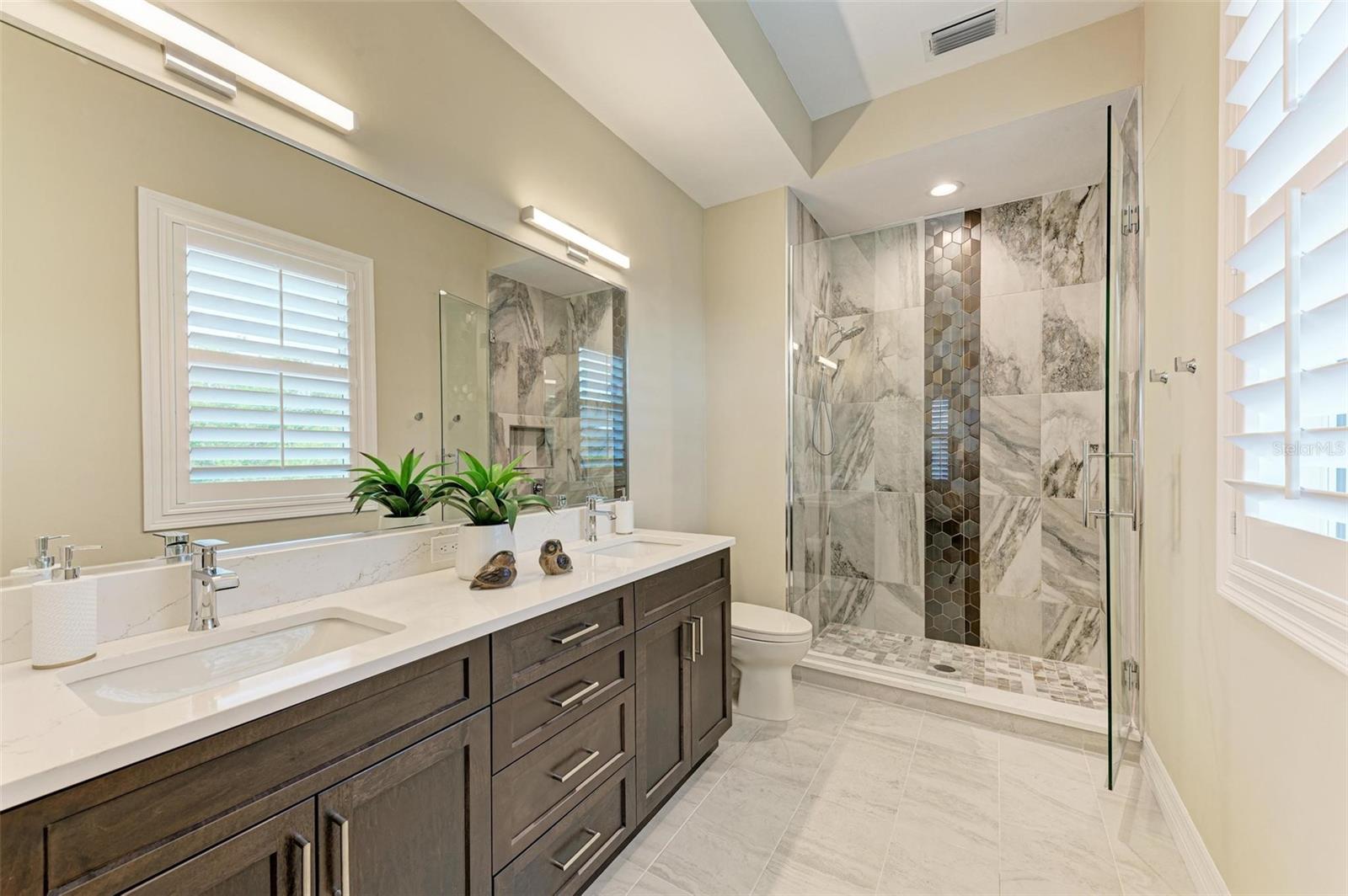 4520 GRASSY POINT BLVD