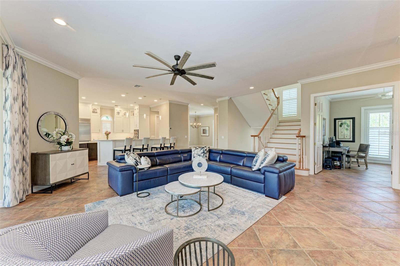 4520 GRASSY POINT BLVD