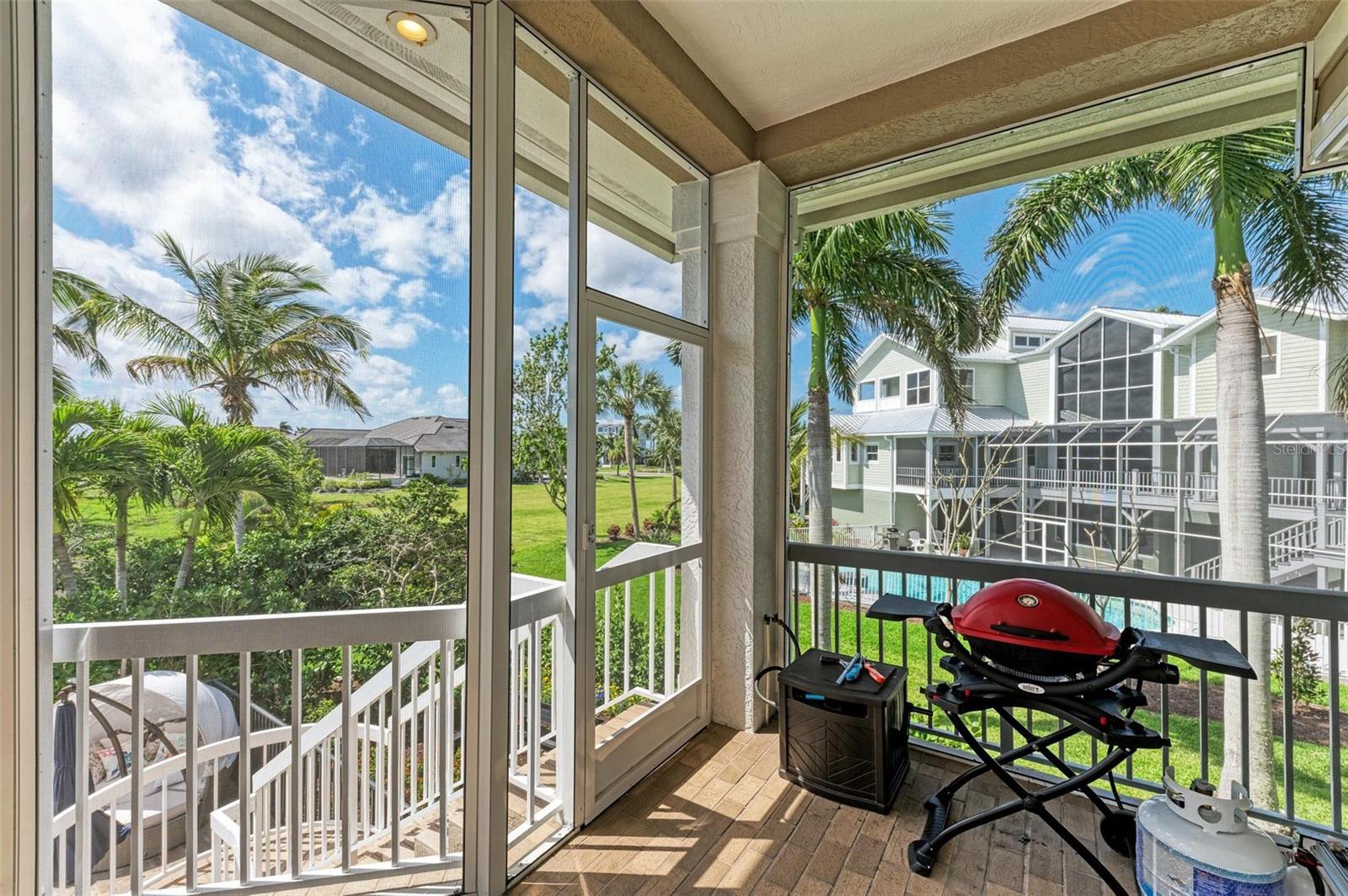 4520 GRASSY POINT BLVD