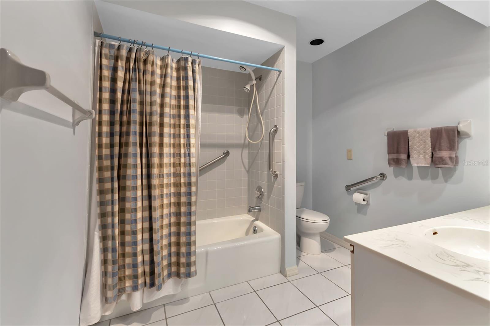 11325 SW COURTNEY DR