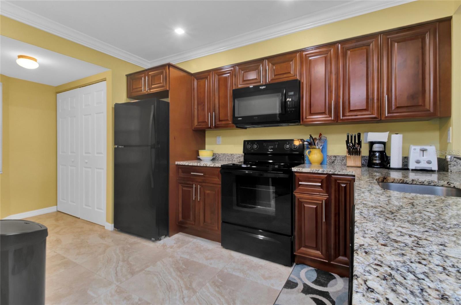 23465 HARBORVIEW RD #1005