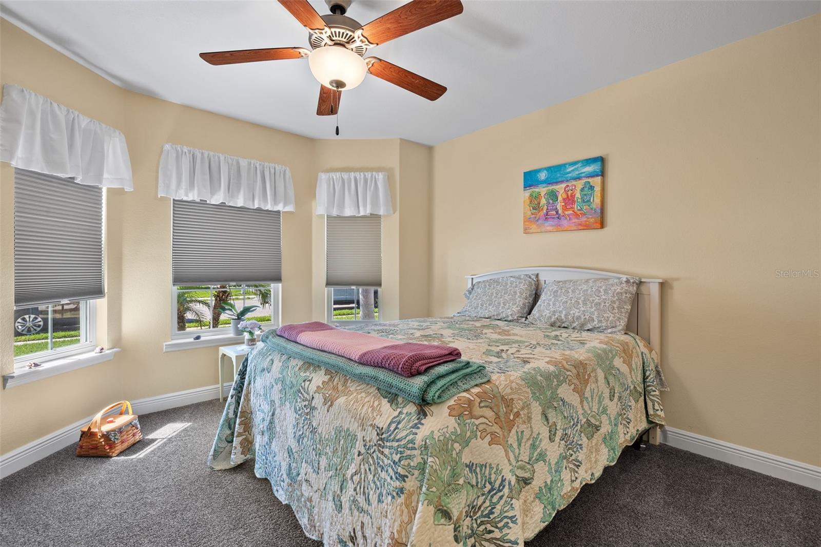 10084 WINDING RIVER RD