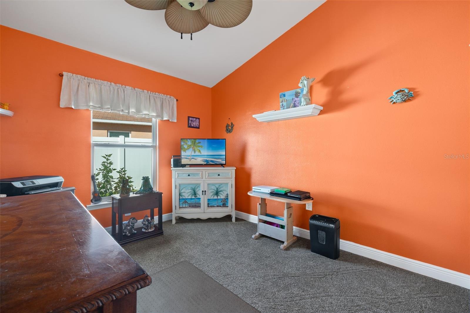 10084 WINDING RIVER RD