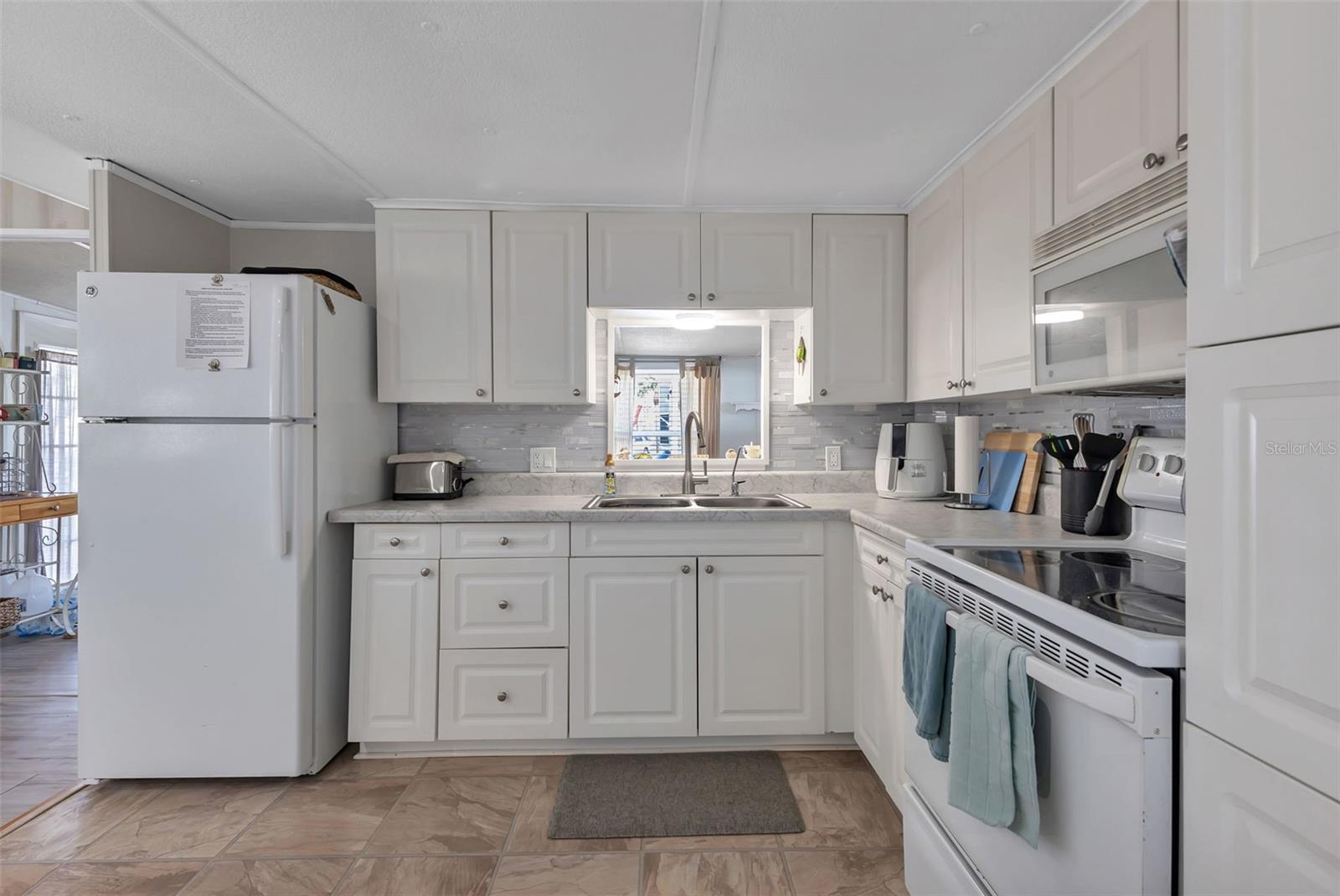 10100 BURNT STORE RD #116