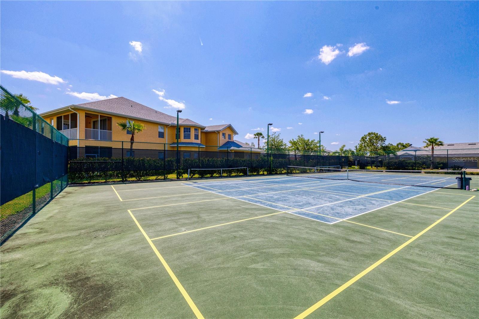 2020 WILLOW HAMMOCK CIR #201