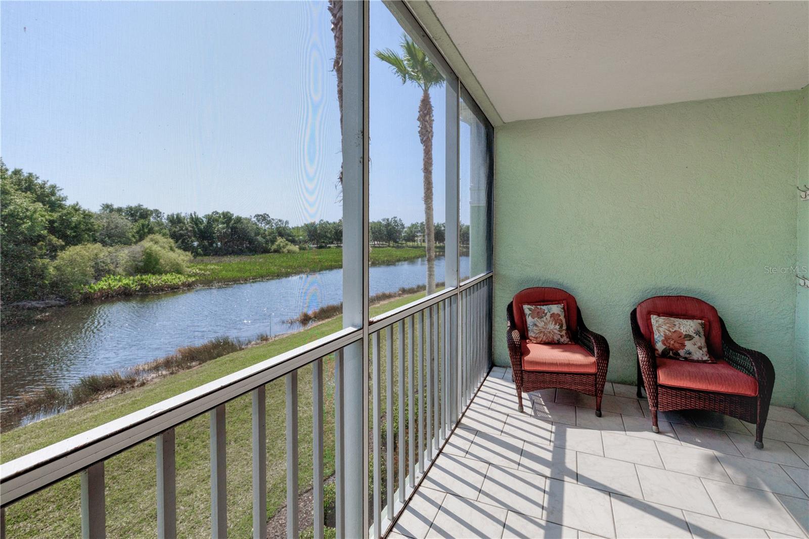 2020 WILLOW HAMMOCK CIR #201