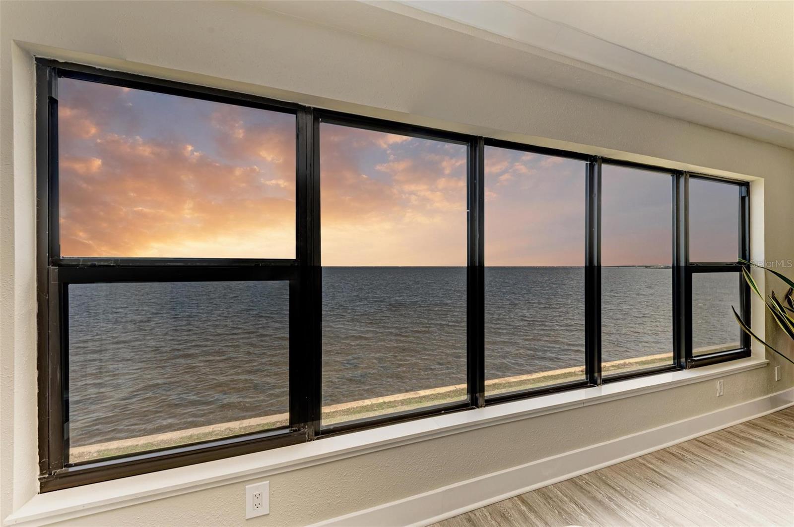 1750 JAMAICA WAY #114