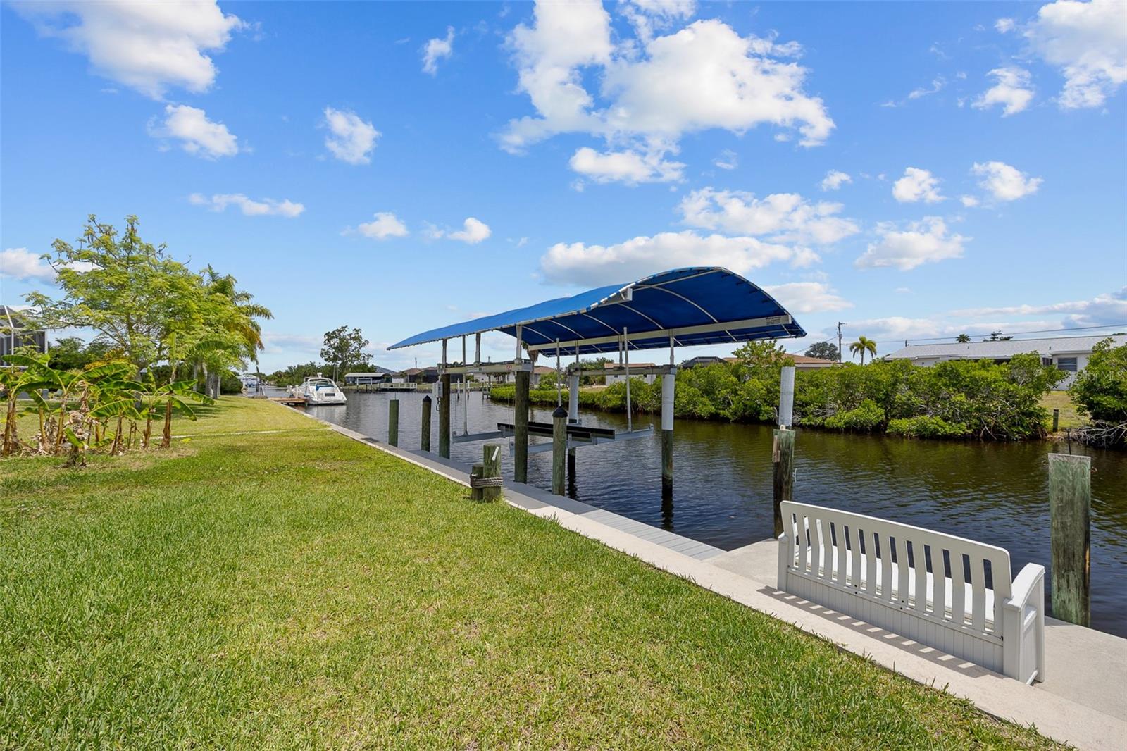 18154 EAU GALLIE CIR