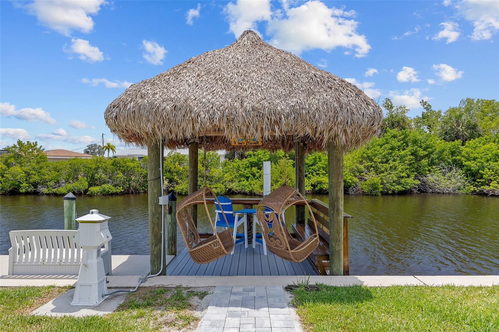 18154 EAU GALLIE CIR