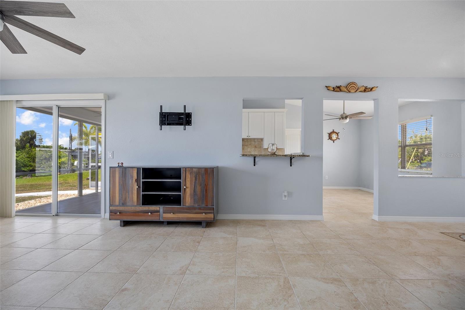 18154 EAU GALLIE CIR