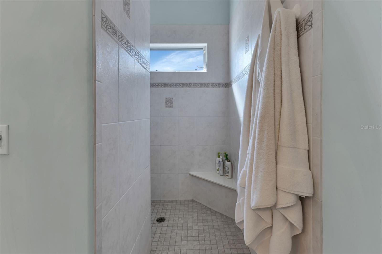 3559 WHIPPOORWILL BLVD