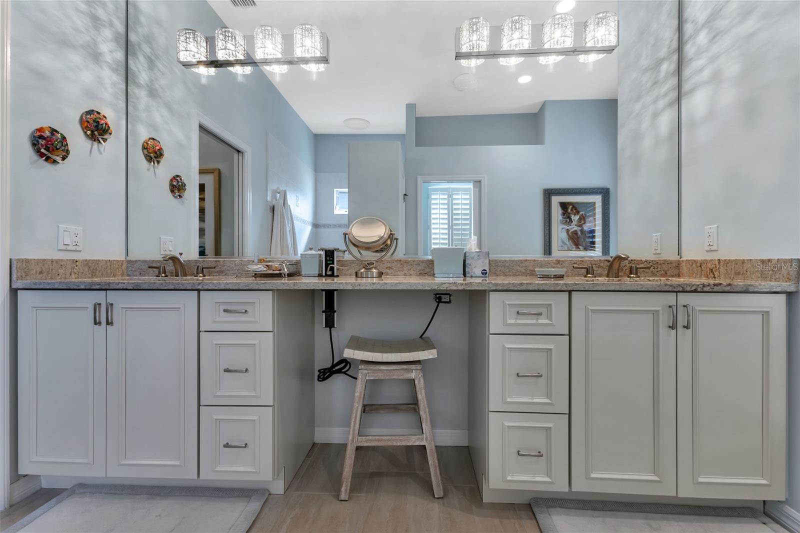 3559 WHIPPOORWILL BLVD