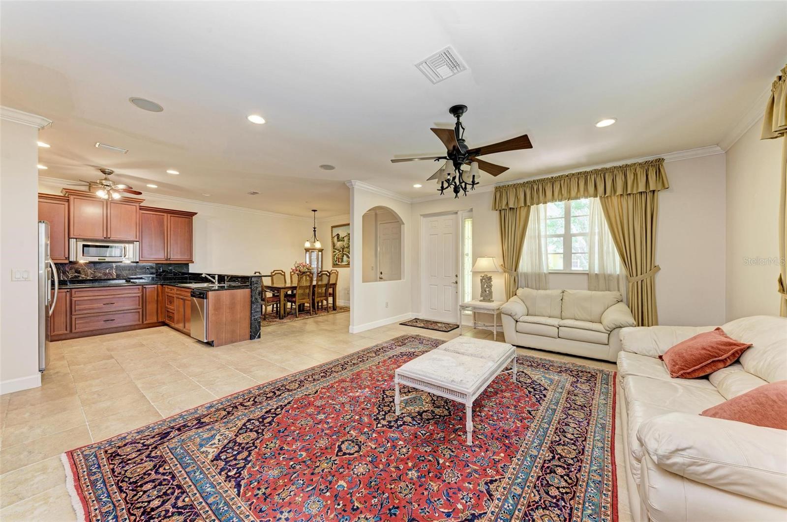 321 W VIRGINIA AVE #201