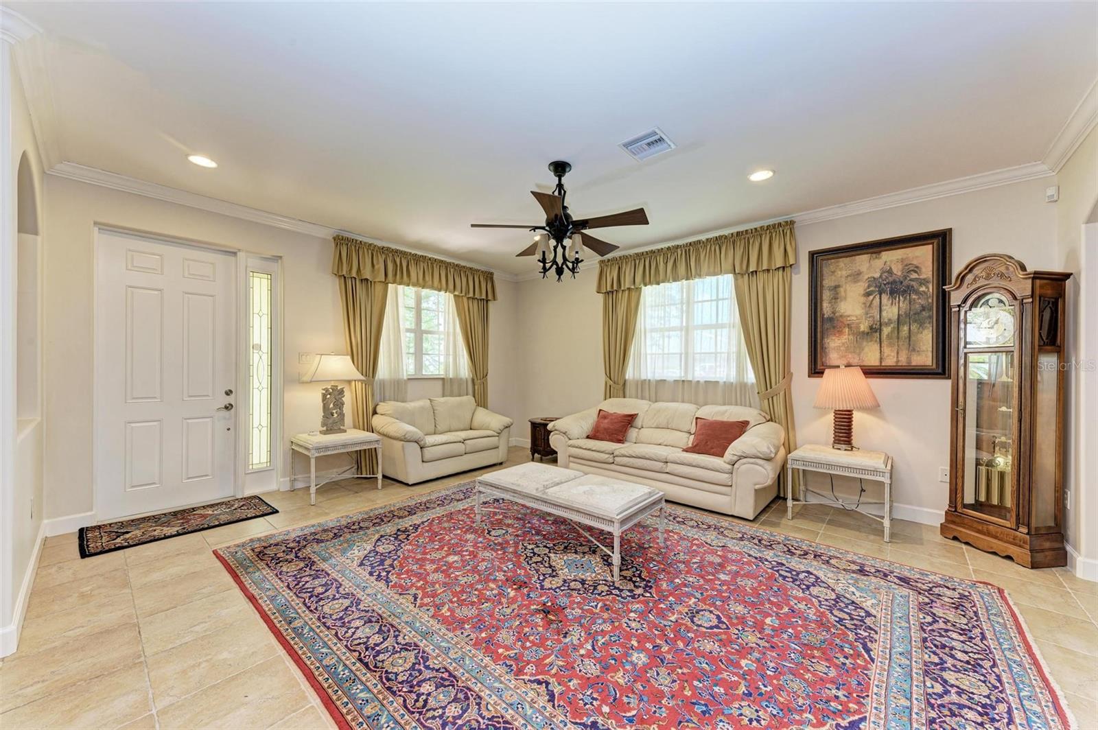 321 W VIRGINIA AVE #201