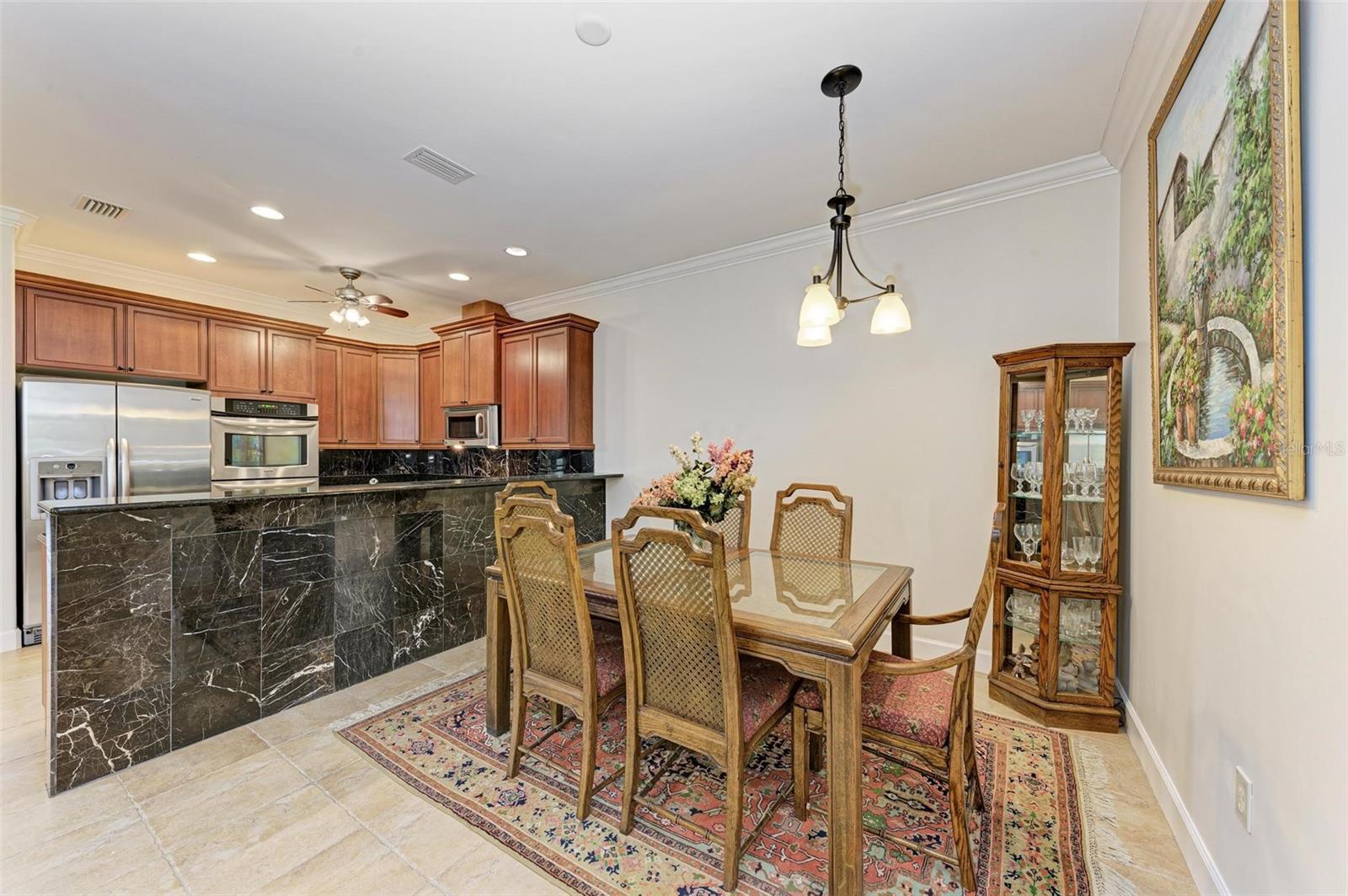 321 W VIRGINIA AVE #201