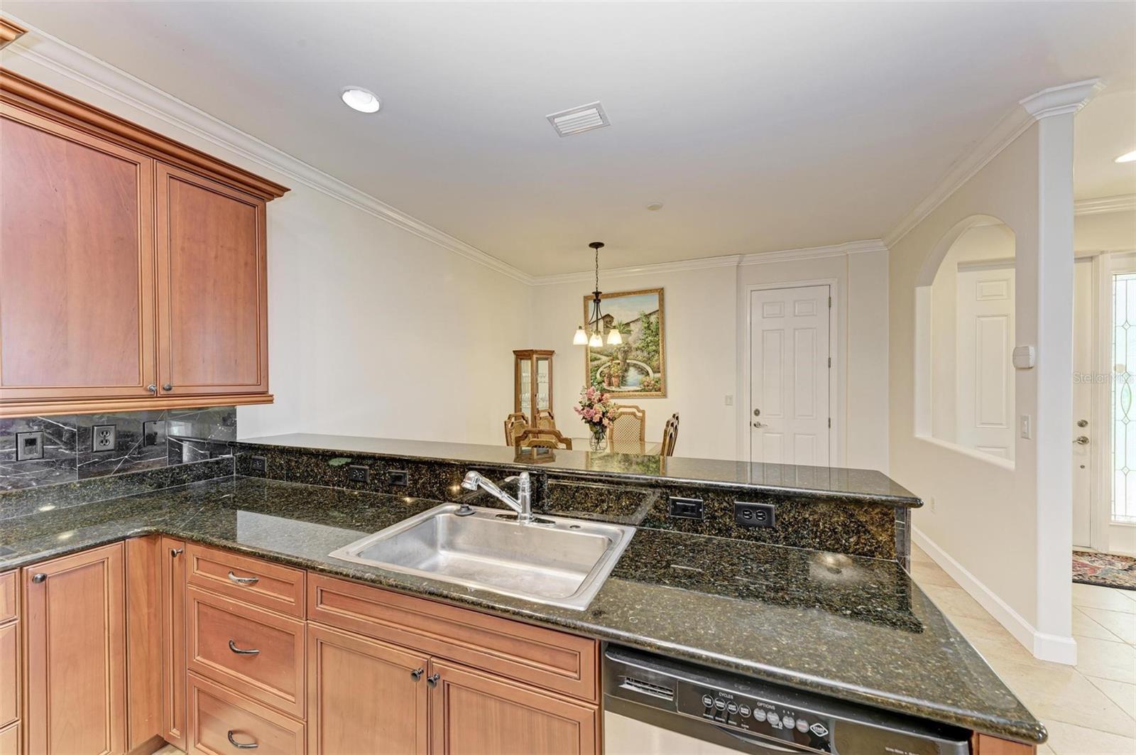 321 W VIRGINIA AVE #201