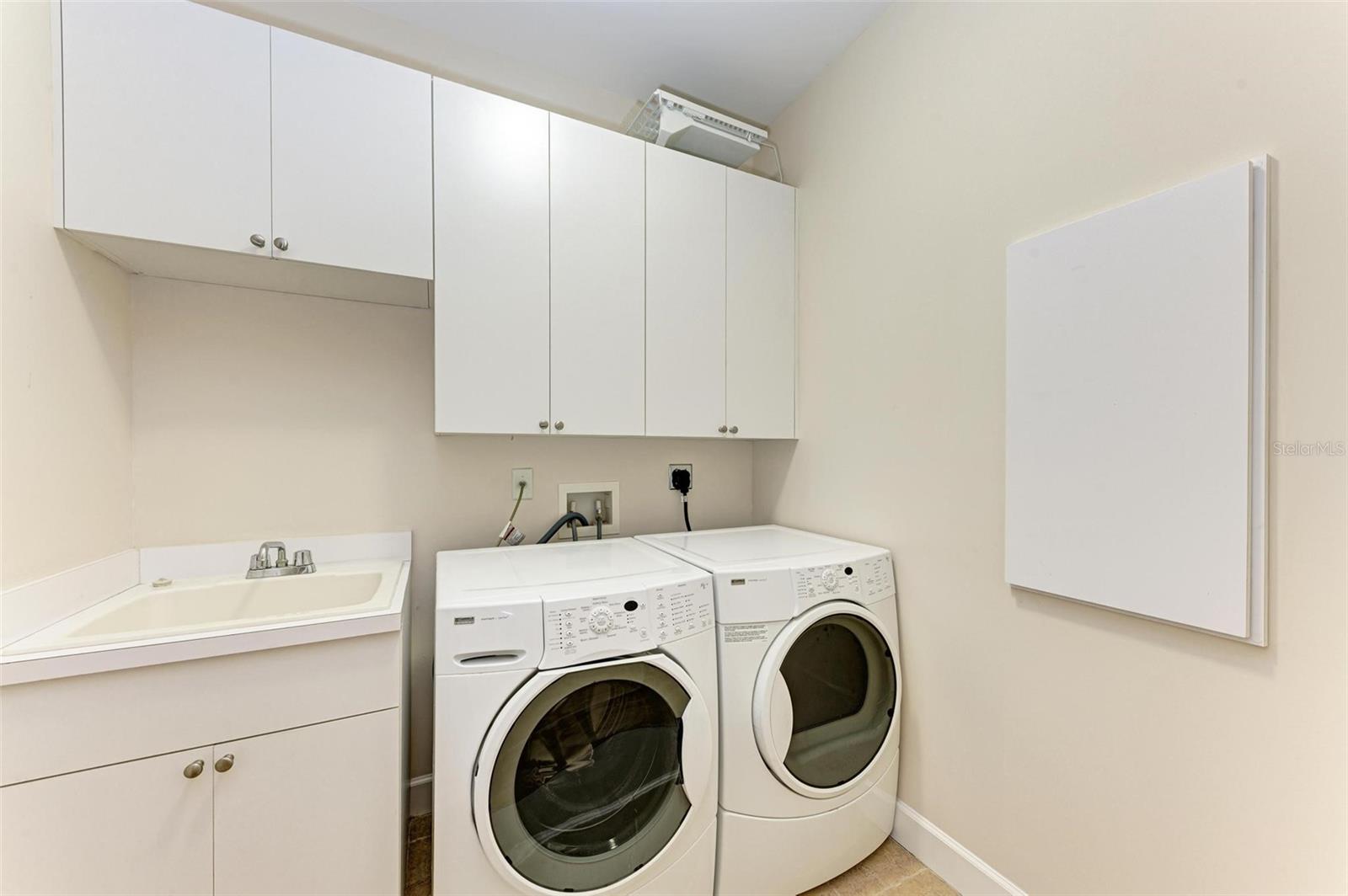 321 W VIRGINIA AVE #201