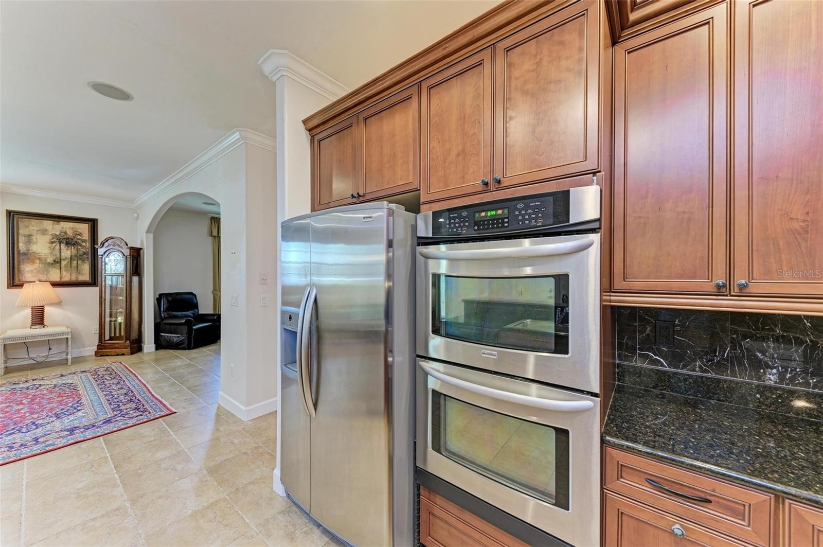 321 W VIRGINIA AVE #201