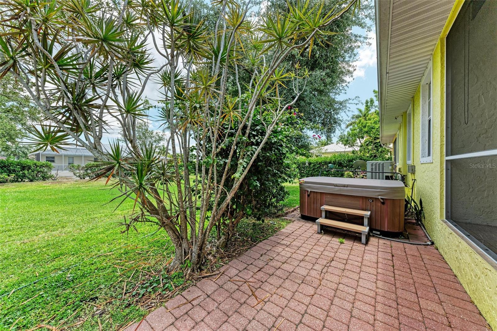 321 W VIRGINIA AVE #201