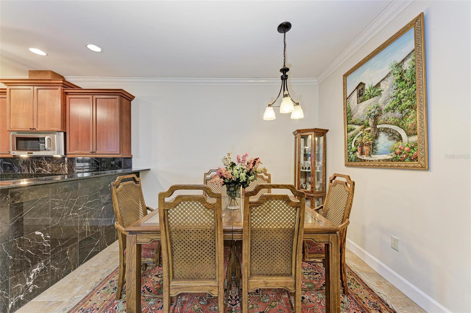 321 W VIRGINIA AVE #201