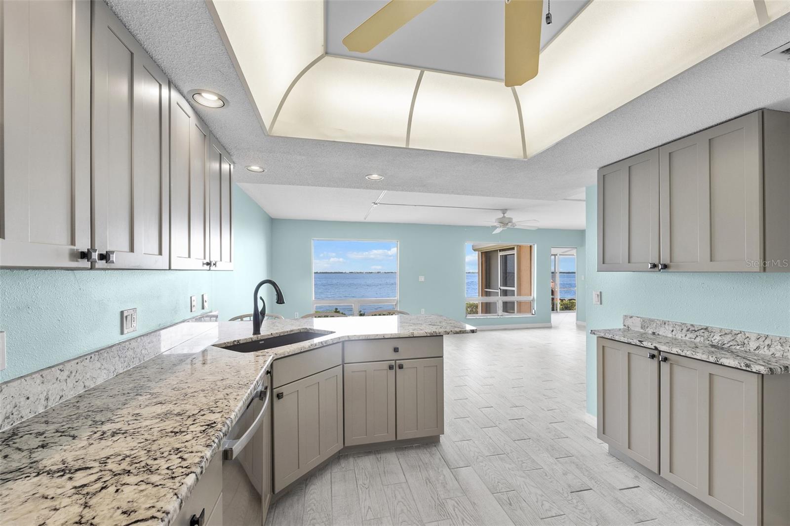 1 COLONY POINT DR #A10