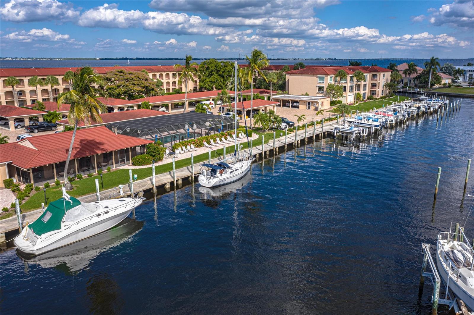 1 COLONY POINT DR #A10