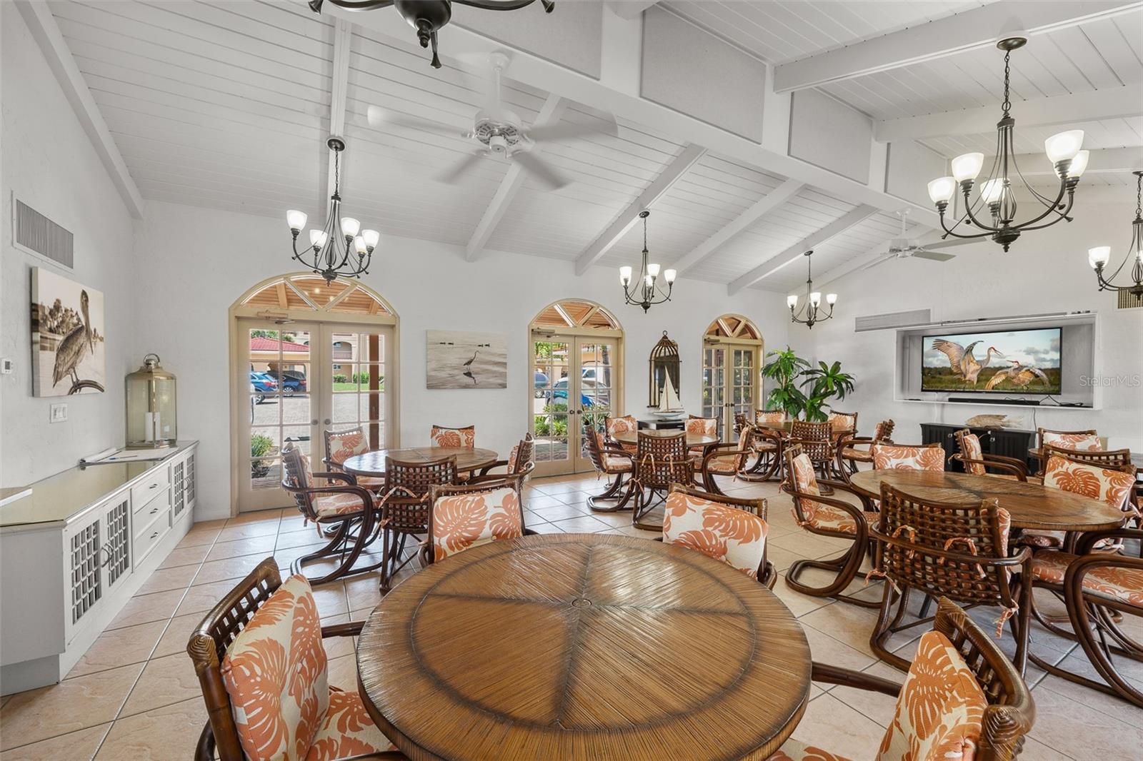 1 COLONY POINT DR #A10