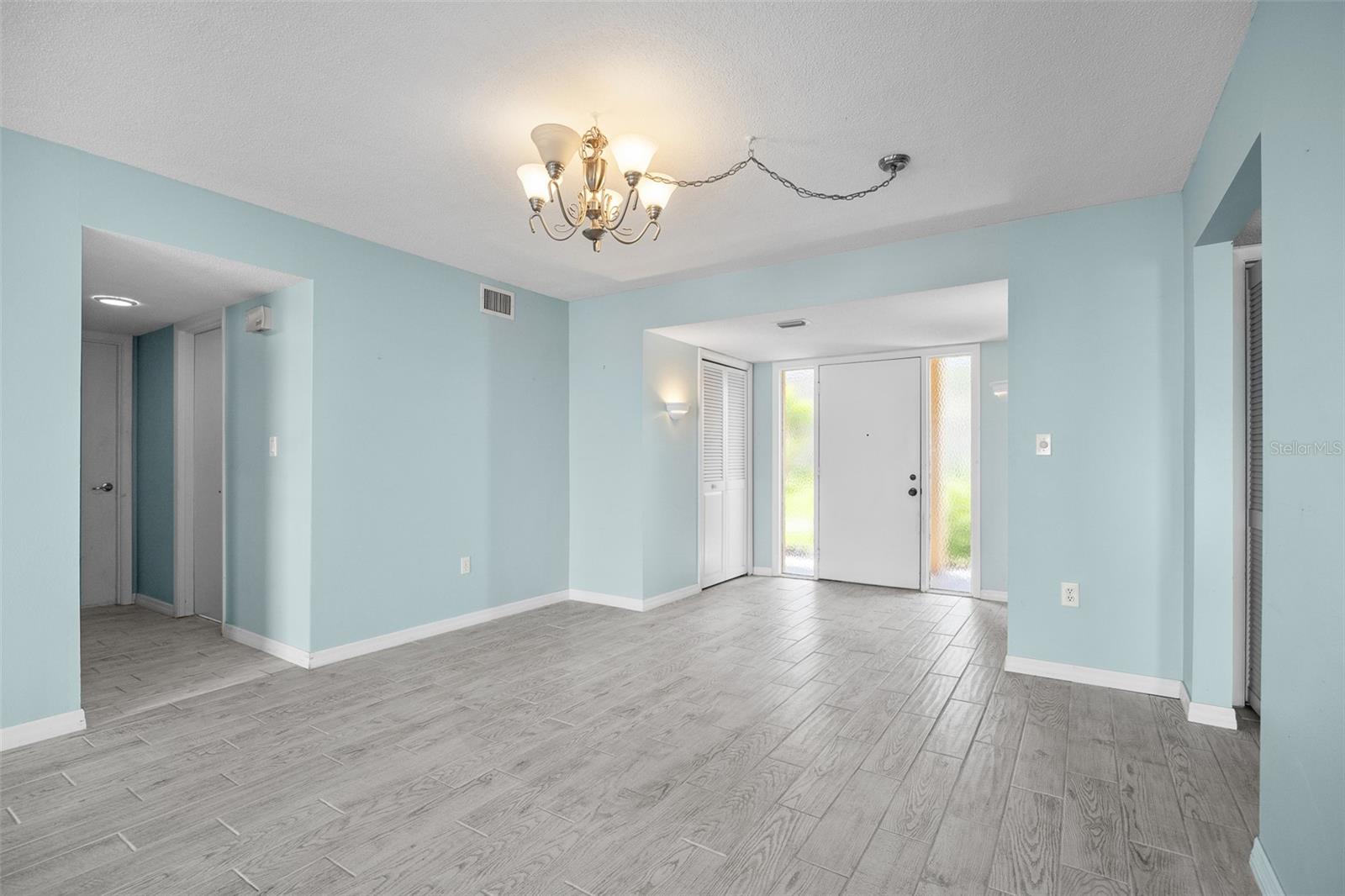 1 COLONY POINT DR #A10