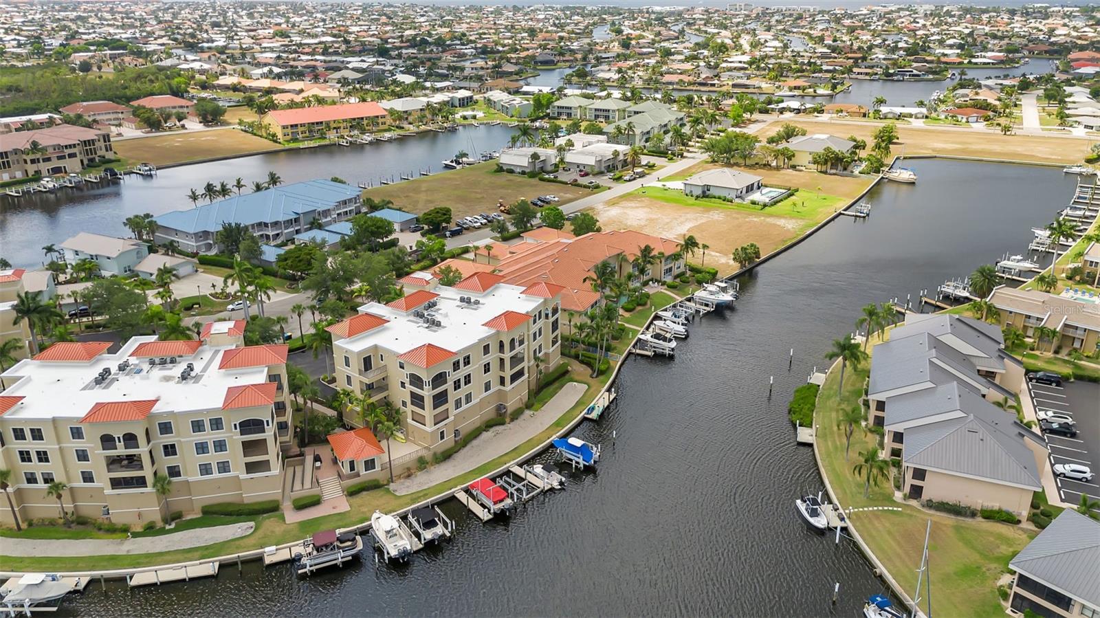 3340 WOOD THRUSH DR #143