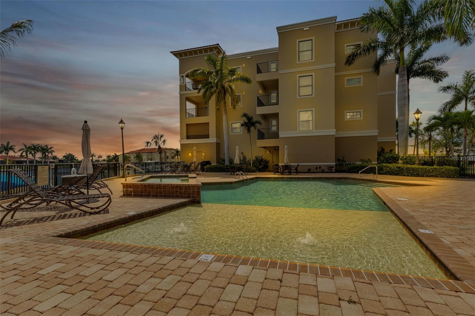 3340 WOOD THRUSH DR #143