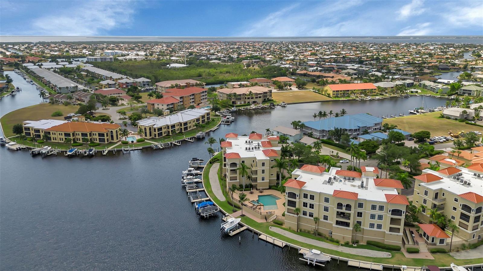 3340 WOOD THRUSH DR #143