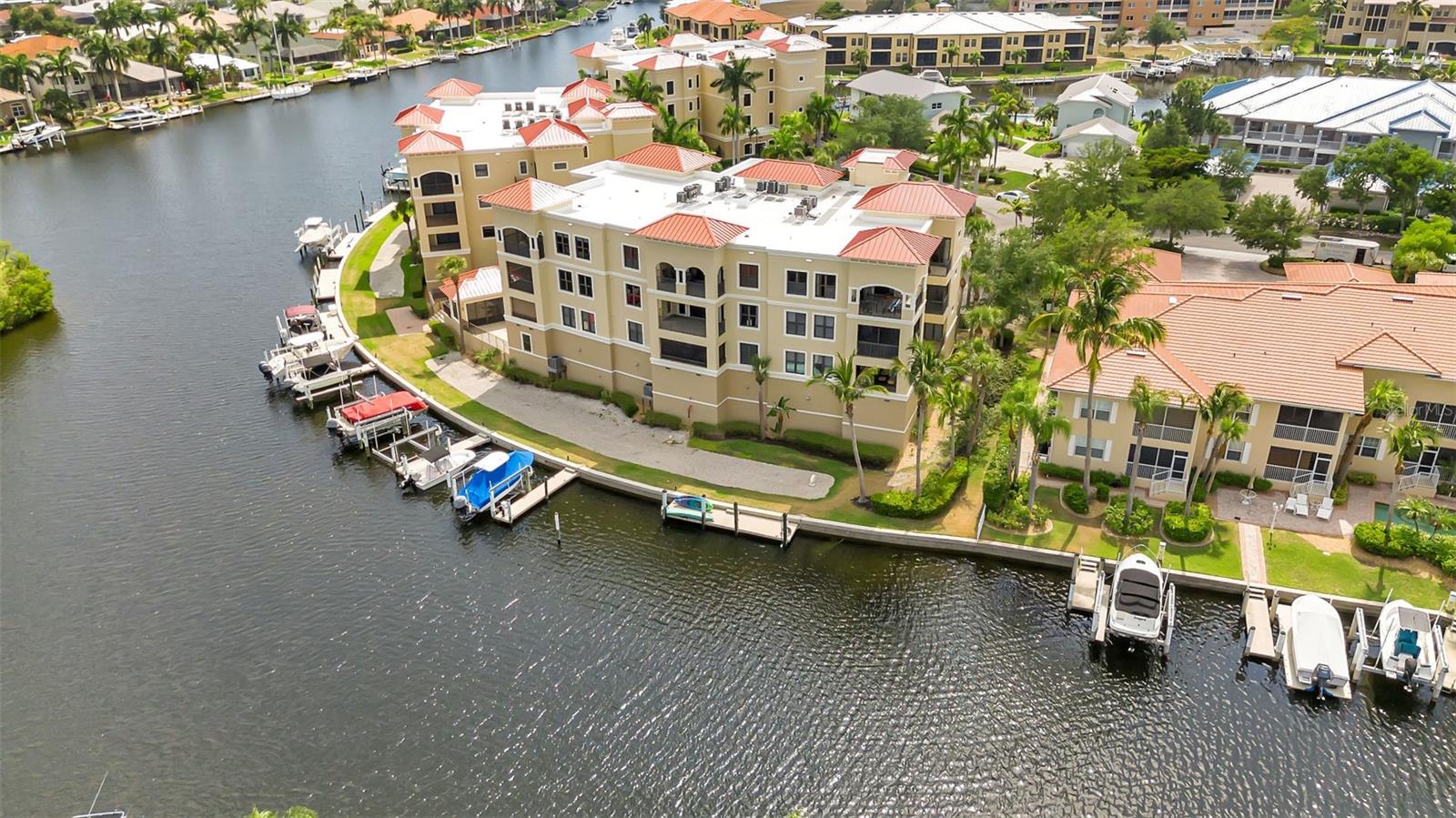 3340 WOOD THRUSH DR #143