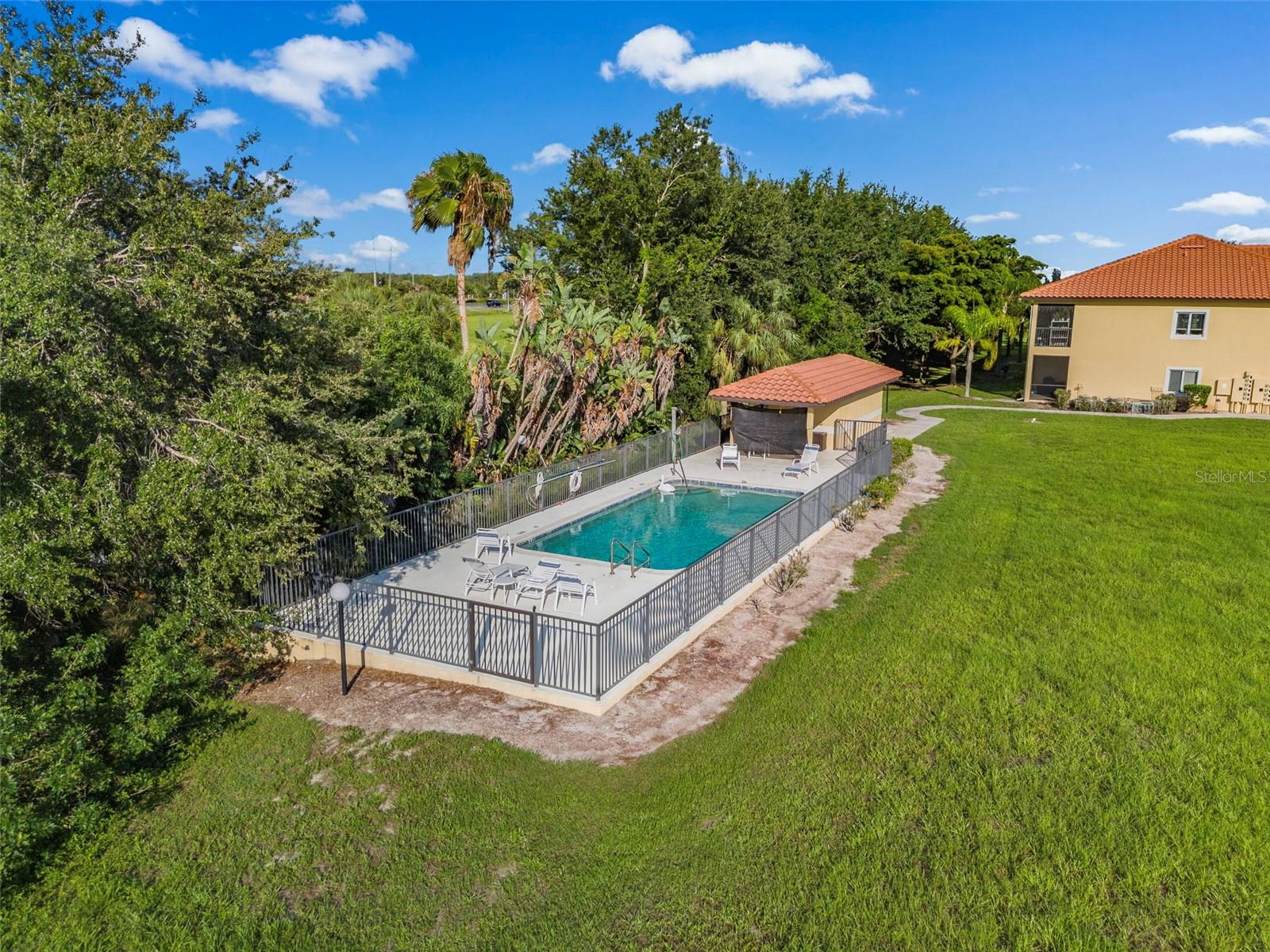 7196 N PLUM TREE #313