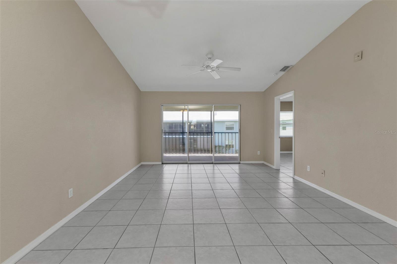 449 ROYAL POINCIANA #122