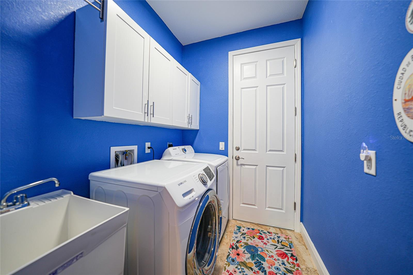 4000 TURTLE DOVE CIR