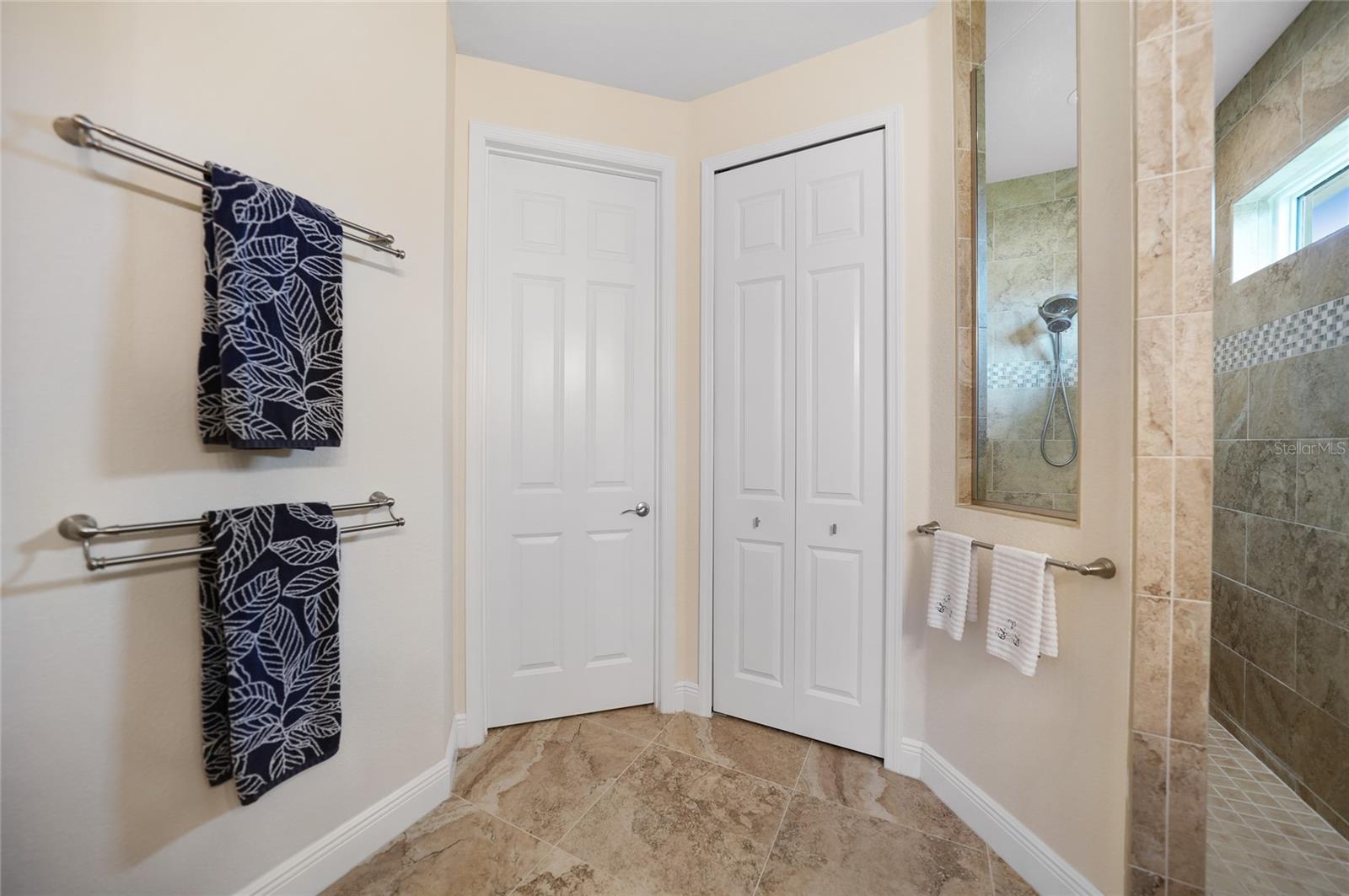 4000 TURTLE DOVE CIR