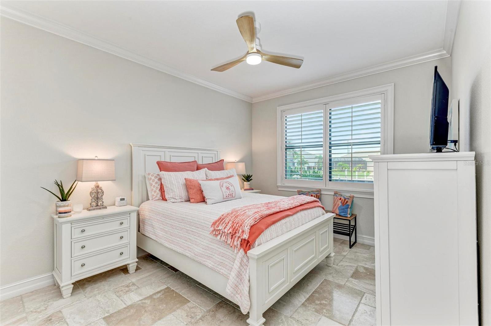 5016 LA COSTA ISLAND CT