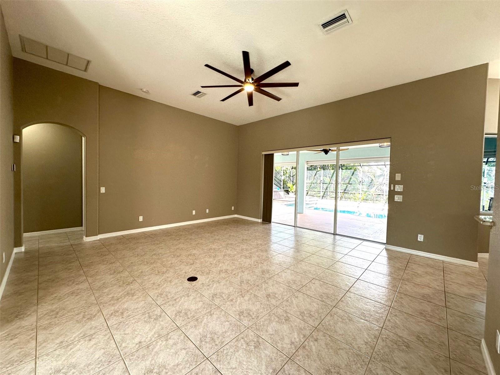 26577 BARRANQUILLA AVE