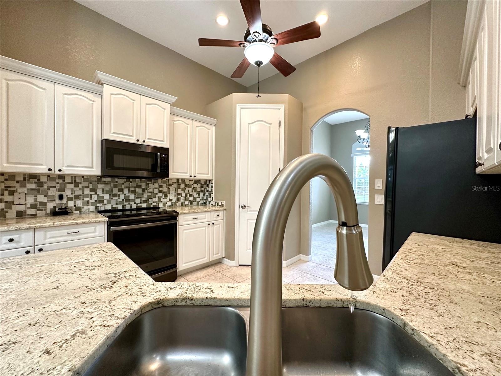 26577 BARRANQUILLA AVE