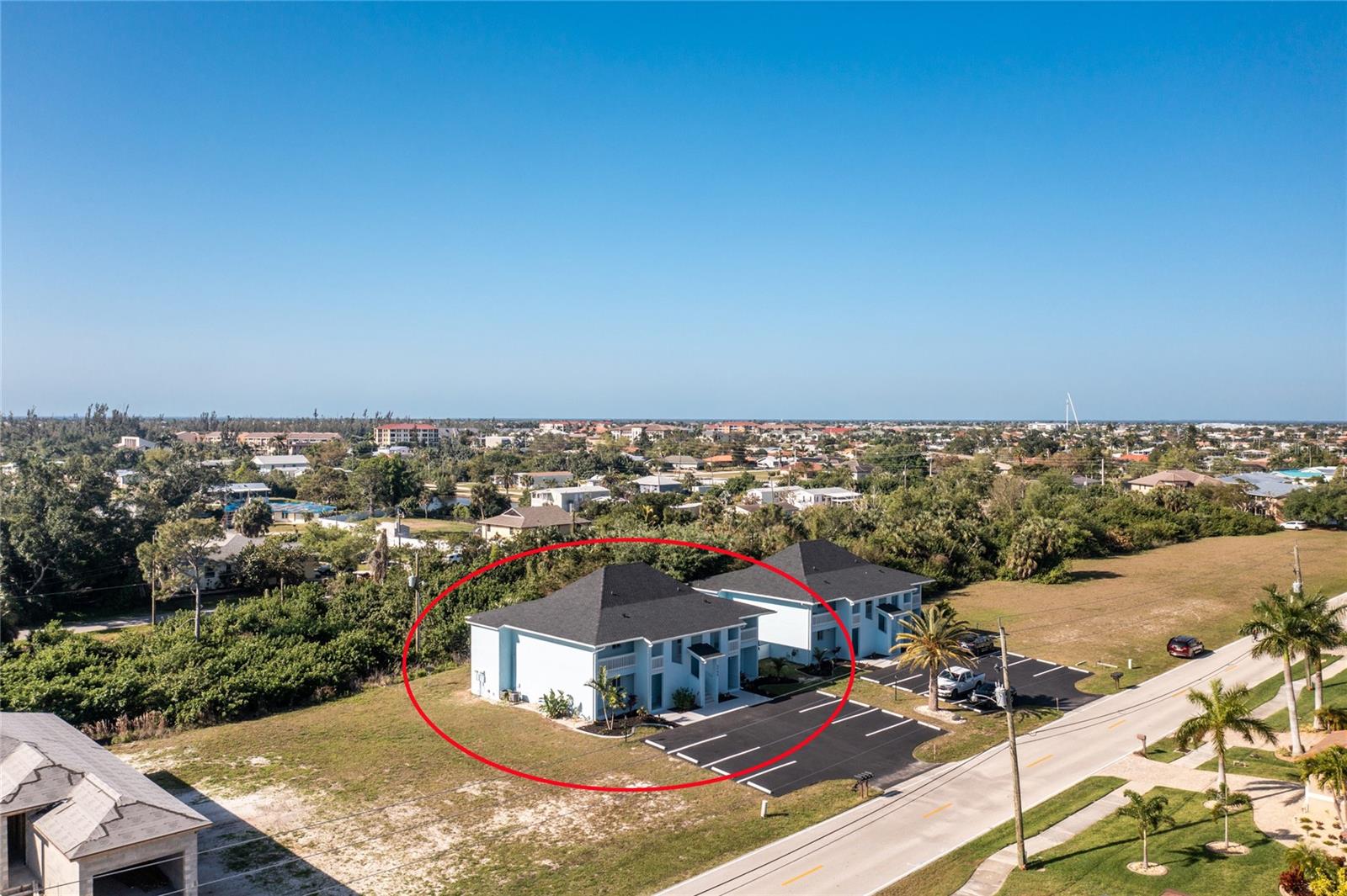 2735 MAGDALINA DR #2C