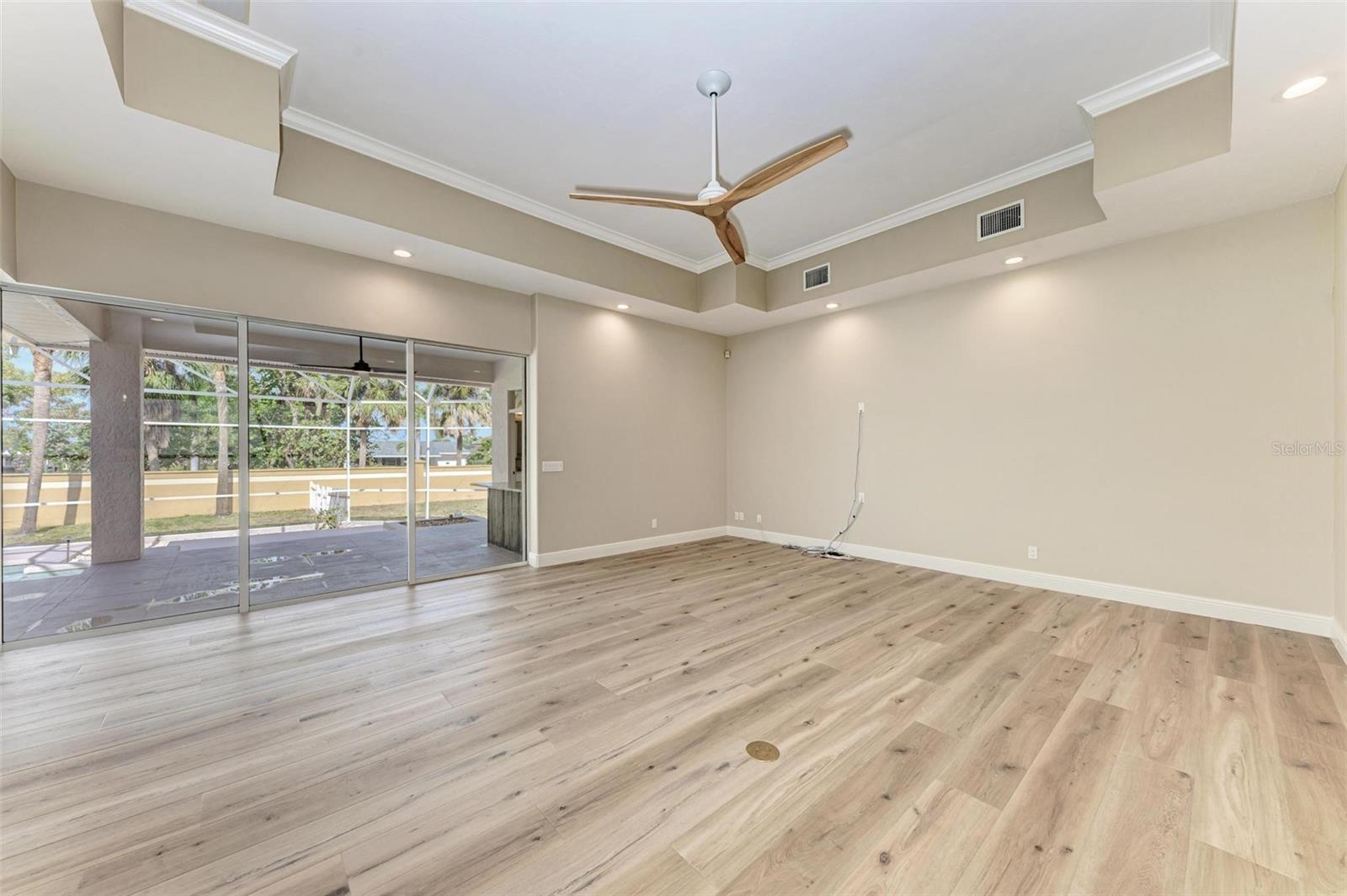 4440 GRASSY POINT BLVD