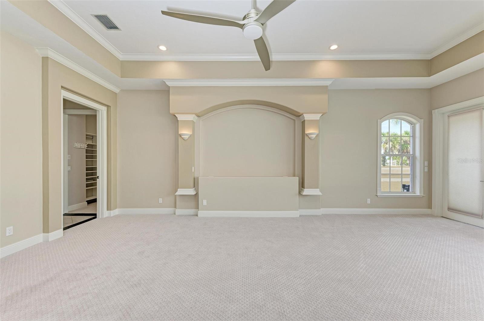 4440 GRASSY POINT BLVD