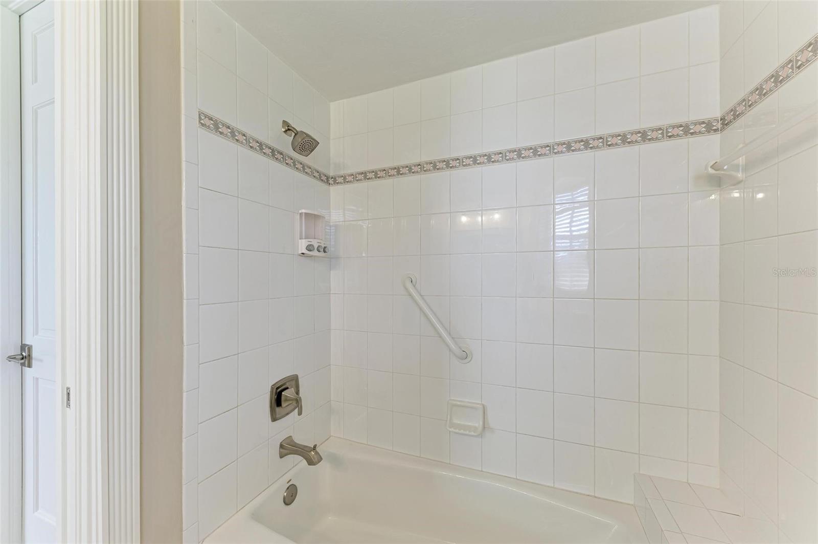 4440 GRASSY POINT BLVD