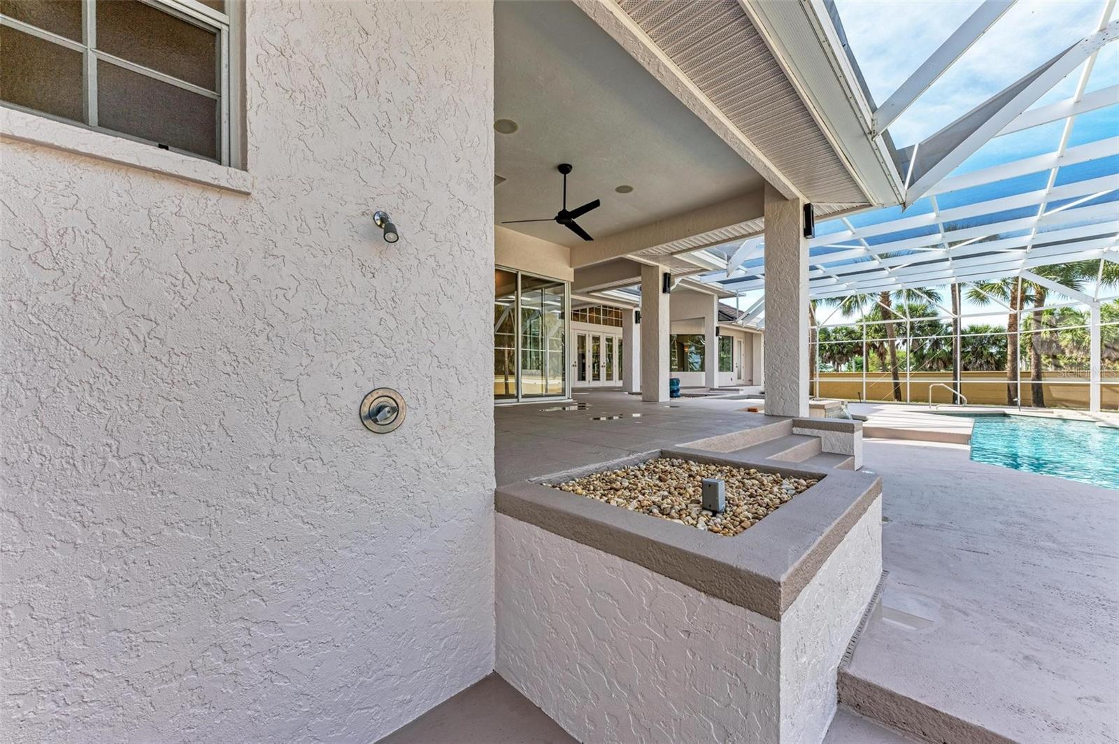 4440 GRASSY POINT BLVD