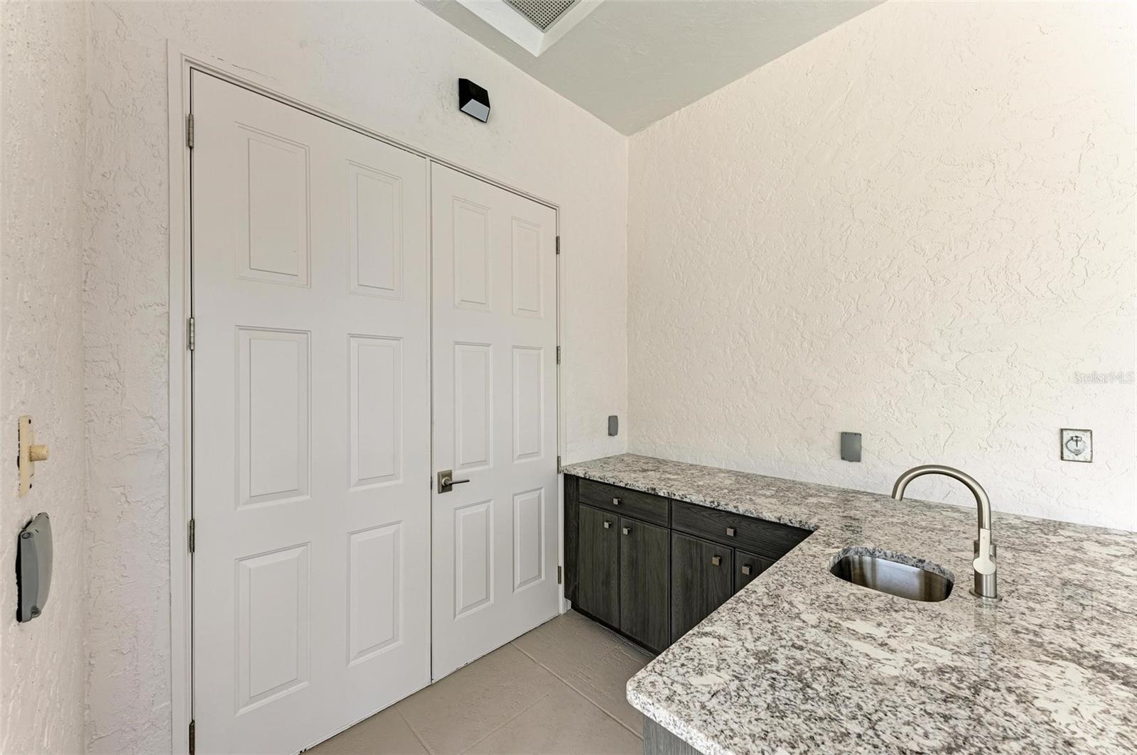 4440 GRASSY POINT BLVD