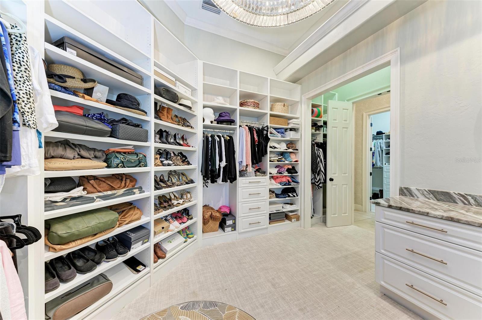 4511 GRASSY POINT BLVD