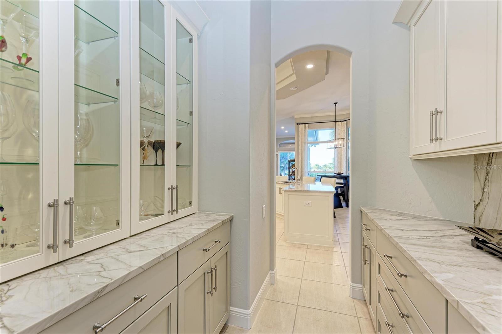 4511 GRASSY POINT BLVD