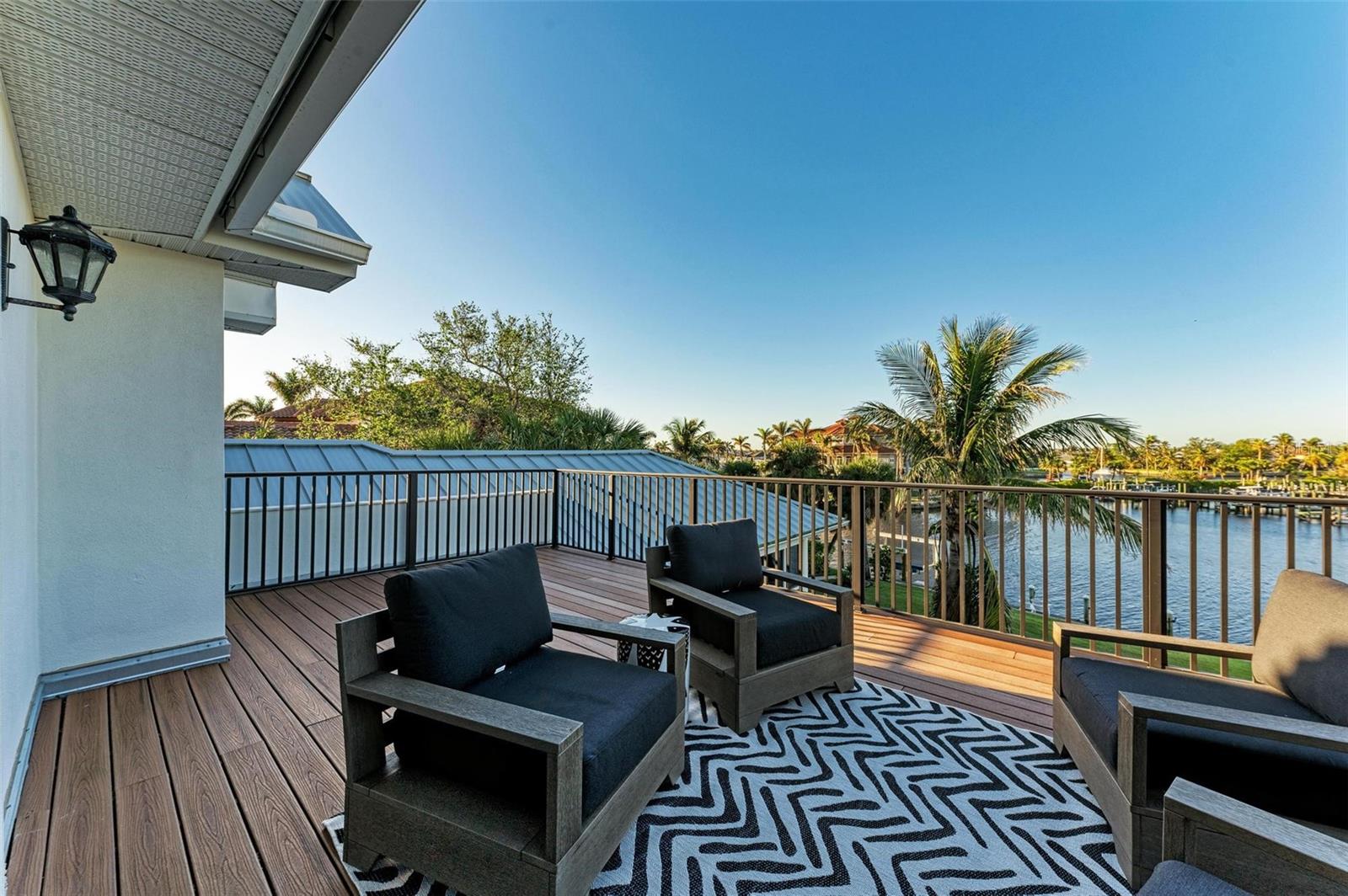 4511 GRASSY POINT BLVD